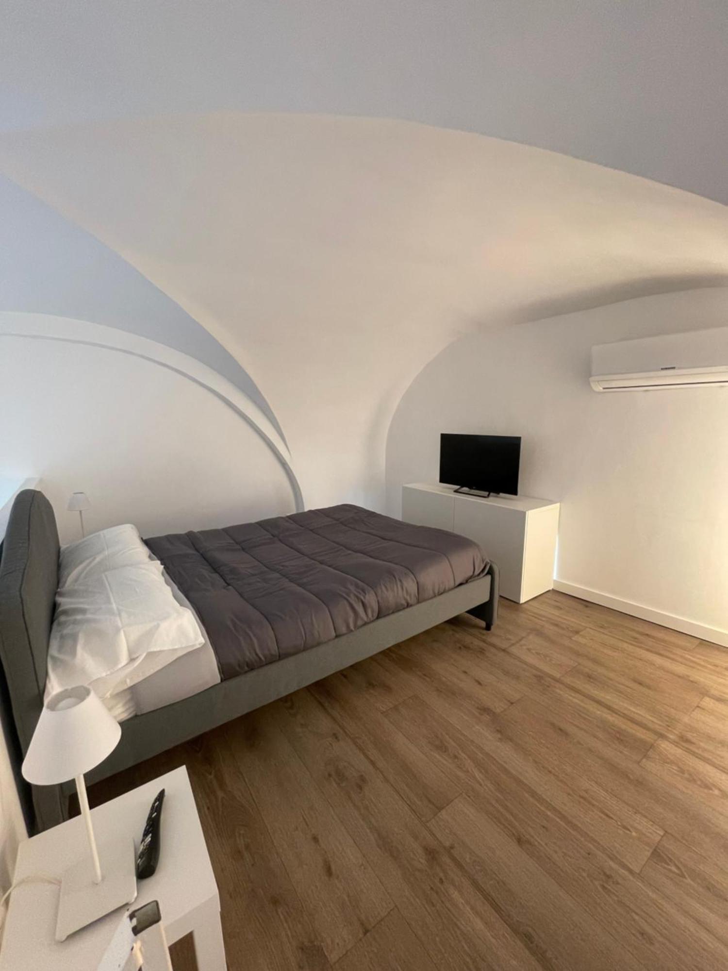 Carmelitani Center Apartment *